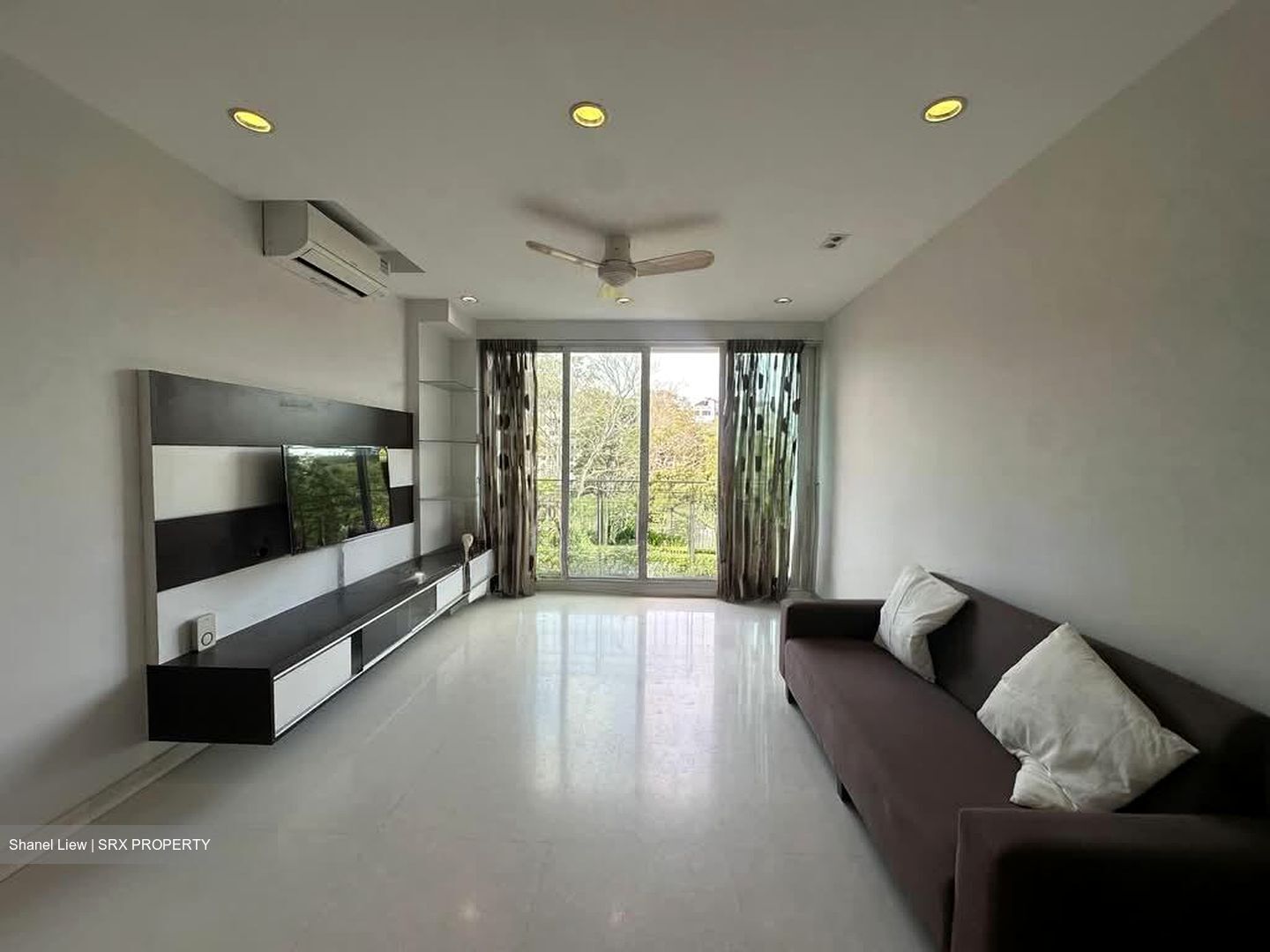 The Esparis (D18), Condominium #577093731